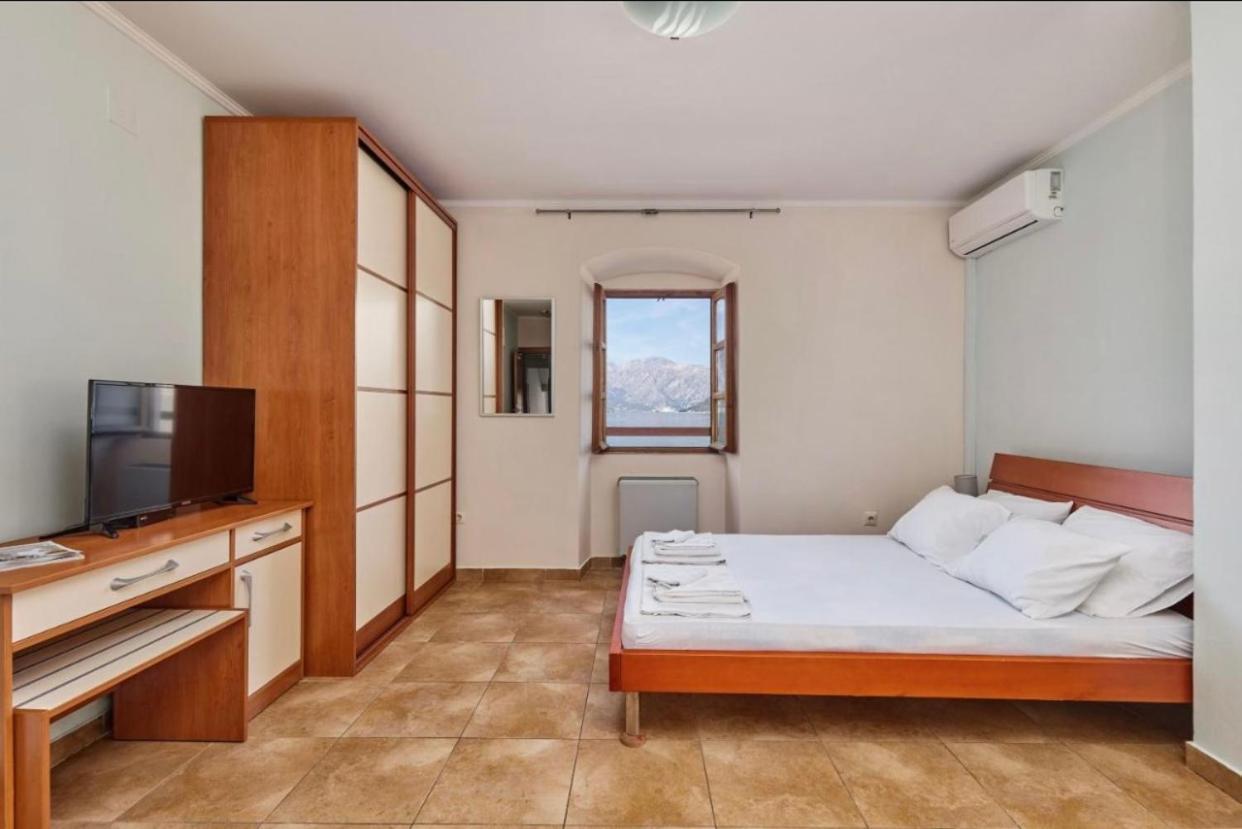 Apartments Barba Kotor Exterior foto